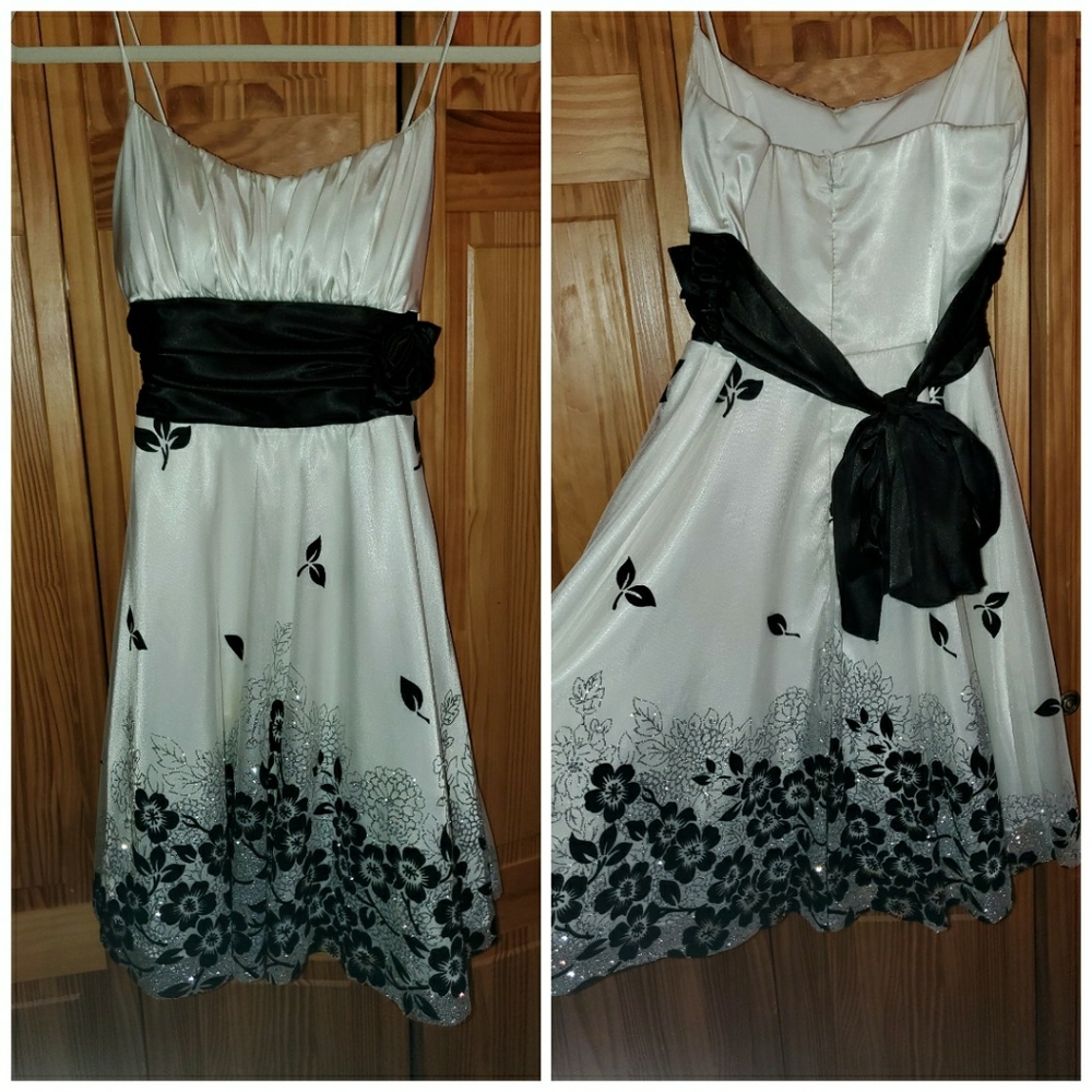 White and black party dress